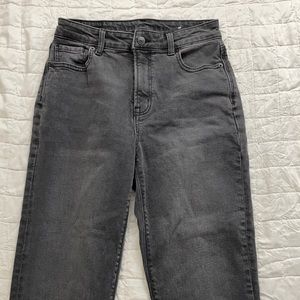 Black high waisted mom jeans